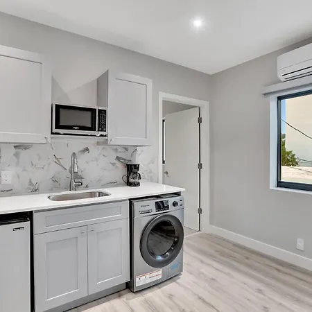 Studio Right Off Las Olas - Steps To Ftl Beach 2B Fort Lauderdale Exterior photo